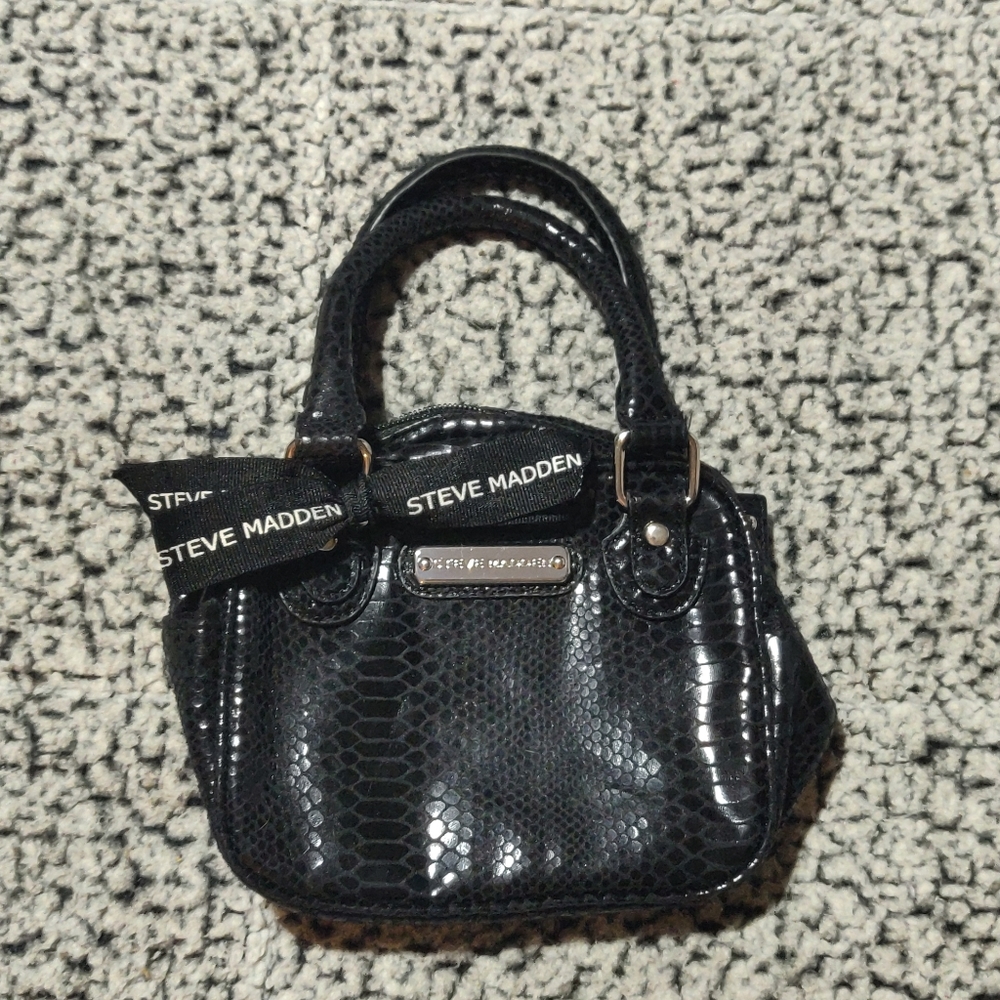 Steve Madden clutch